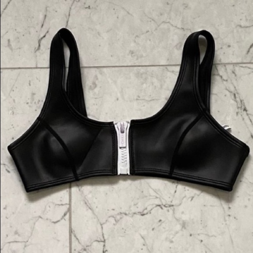 HOAKA Swimwear Top